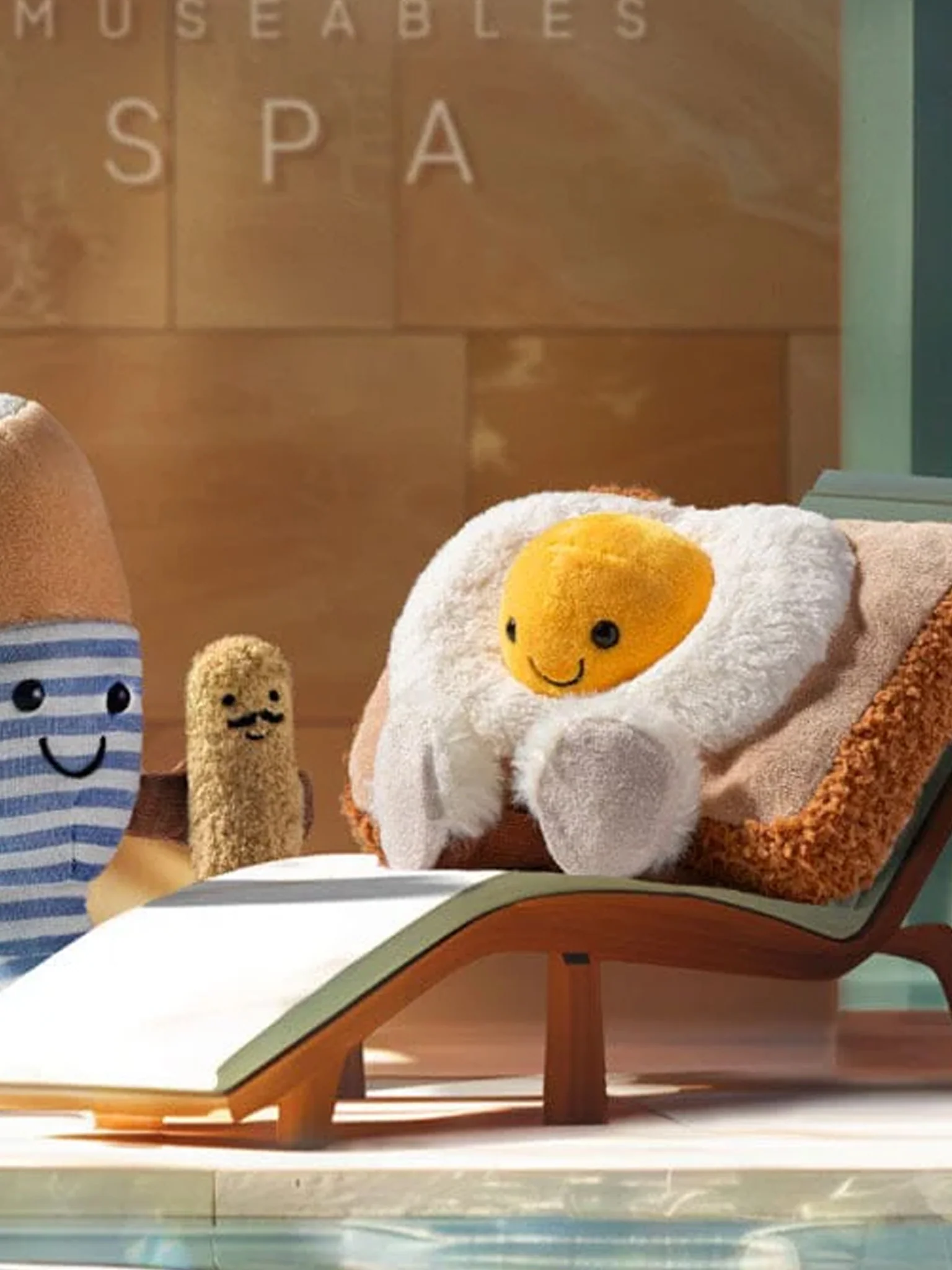 Jellycat Amuseables Egglantine Egg On Toast - Image 2