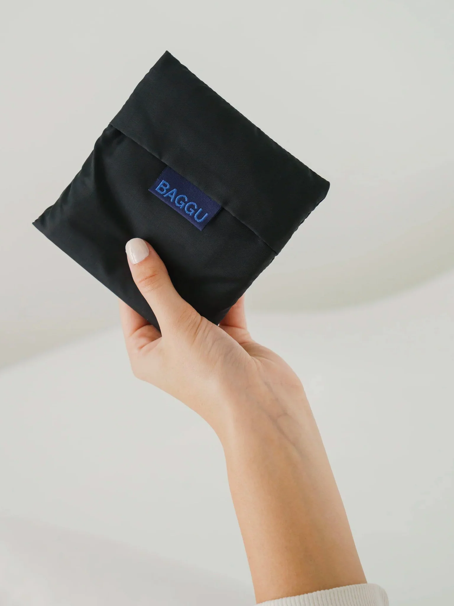 Standard Baggu - Black - Image 4