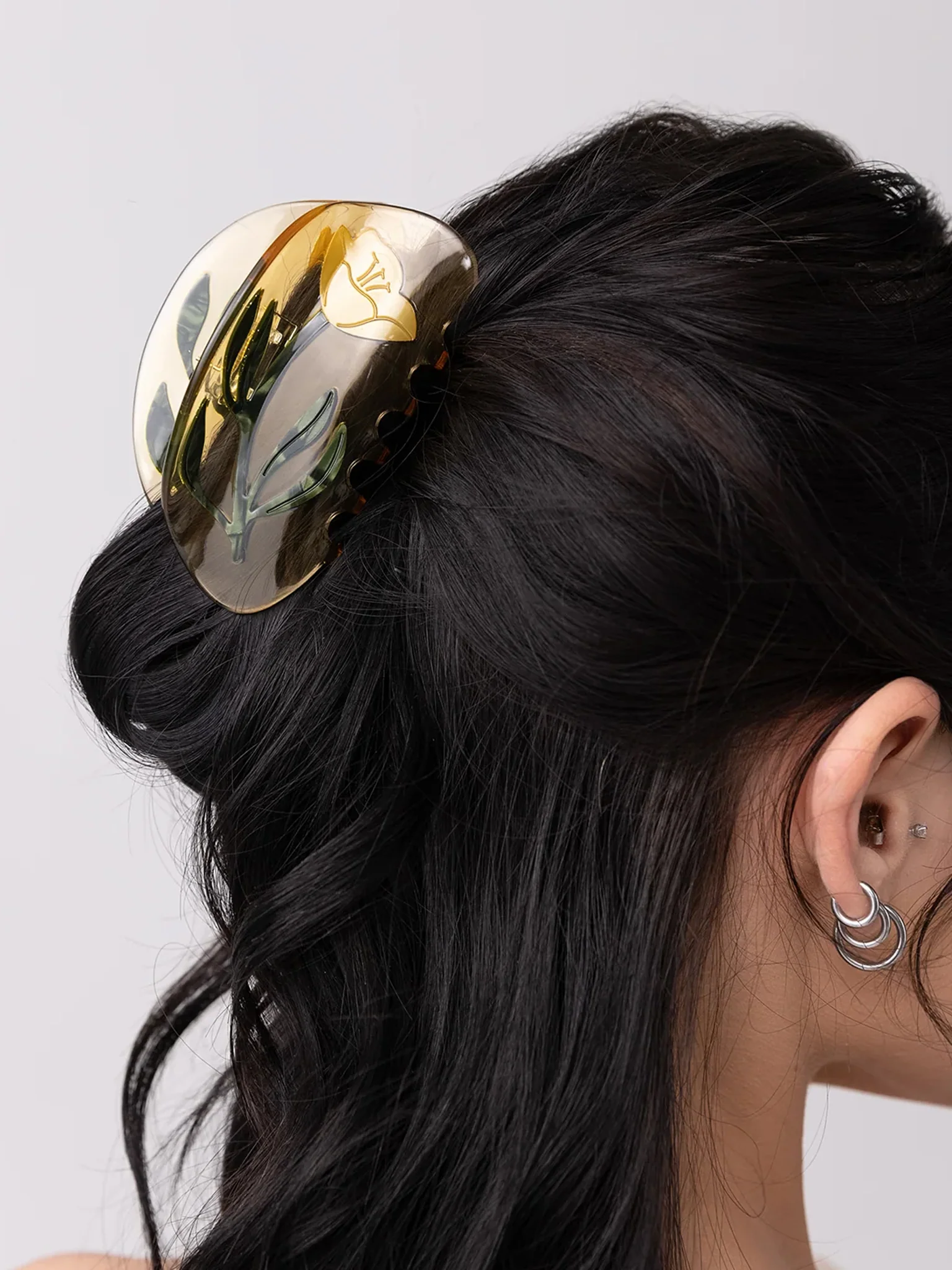Buttercup Hair Claw - Image 2