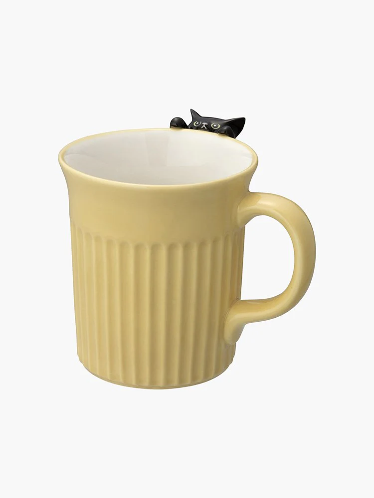 Cat Hanging Niramekko Mug - Black Cat (Yellow) - Image 3