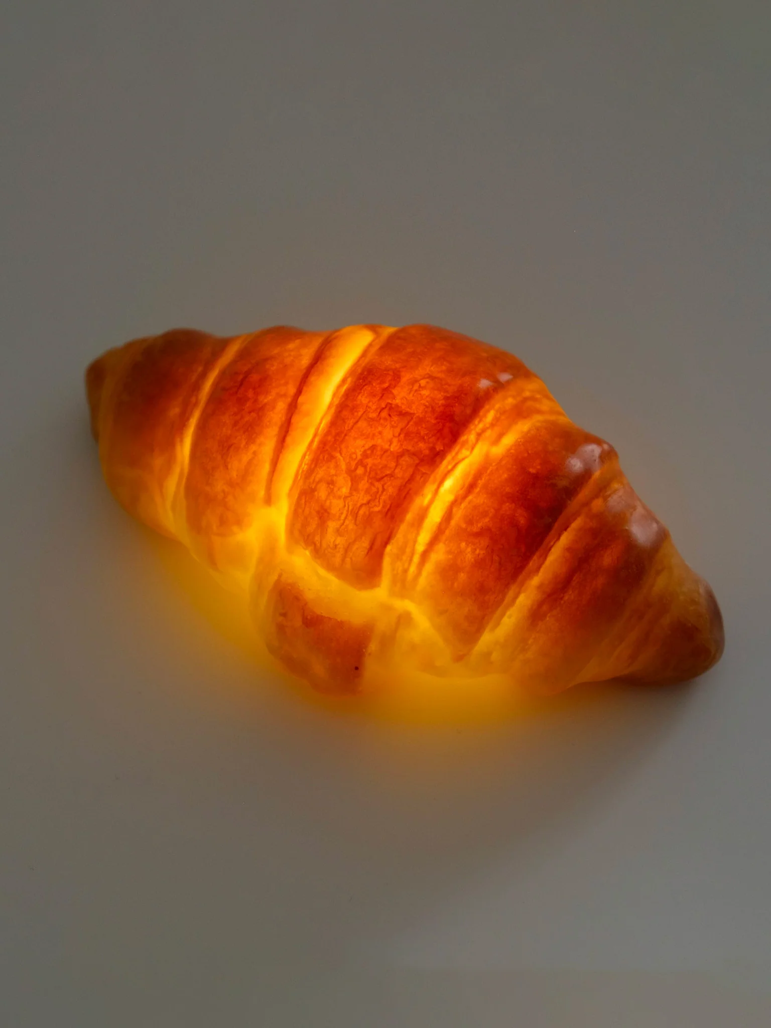 Croissant Lamp - Image 2