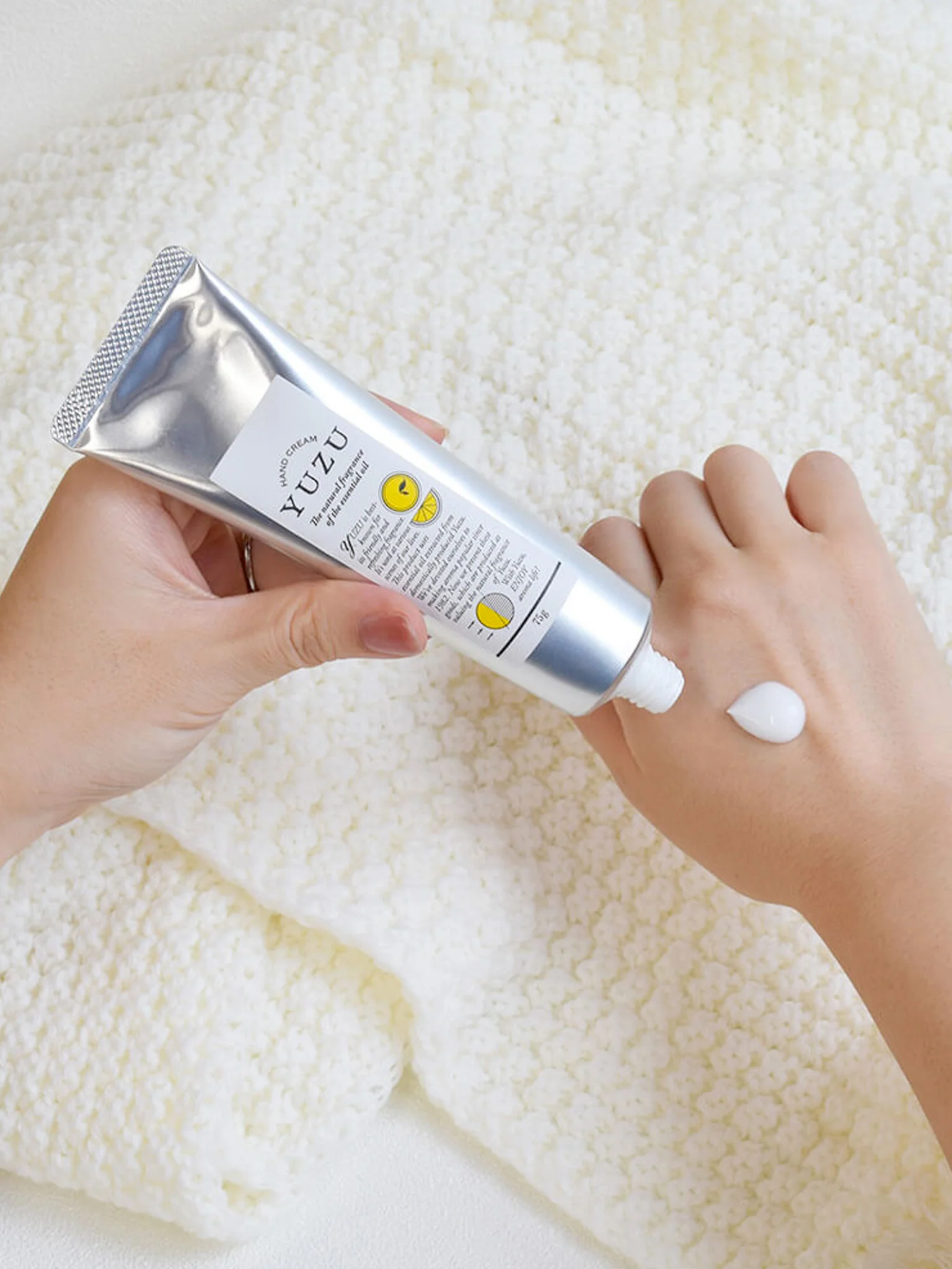 Daily Aroma Japan Hand Cream 75g - Yuzu - Image 3