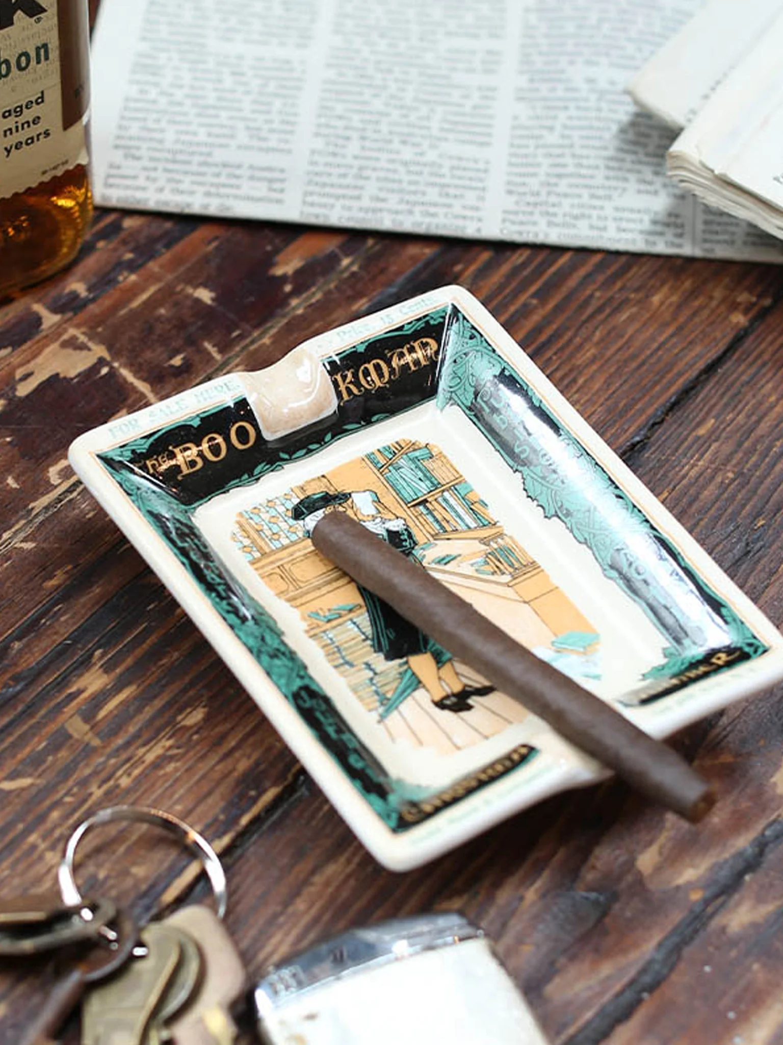 Dulton Ashtray - The Bookman - Image 3