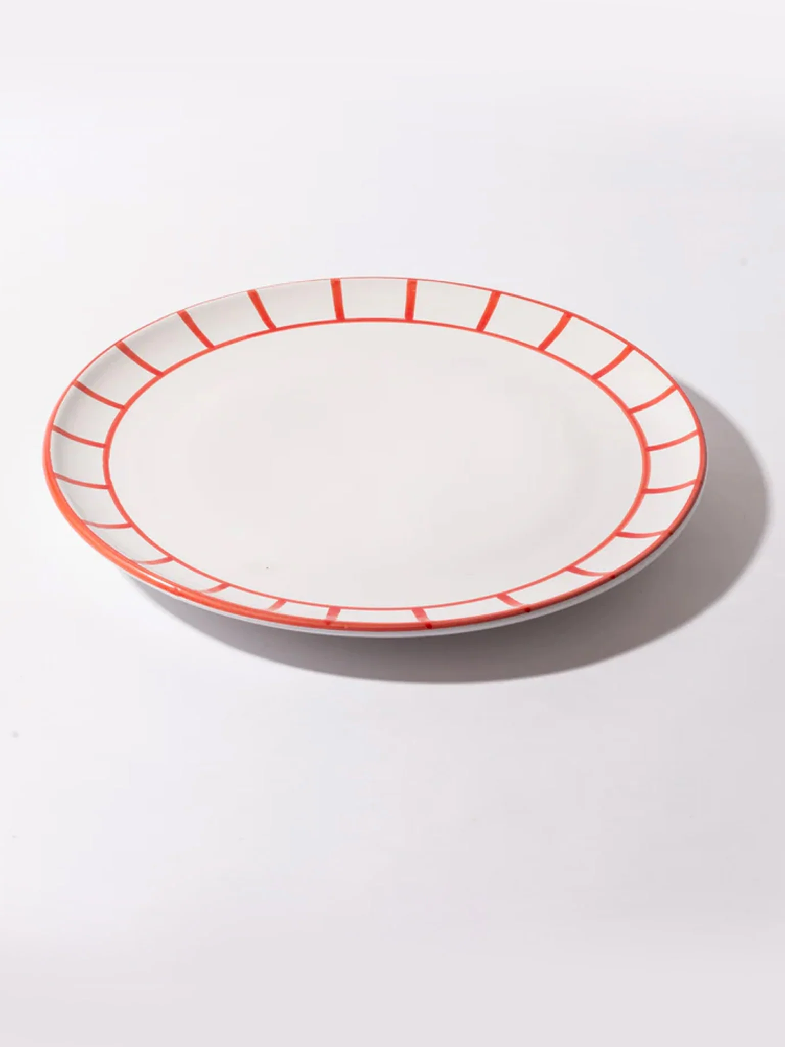 Fence Dinner Plate (25cm) - Lobster Red - Image 5