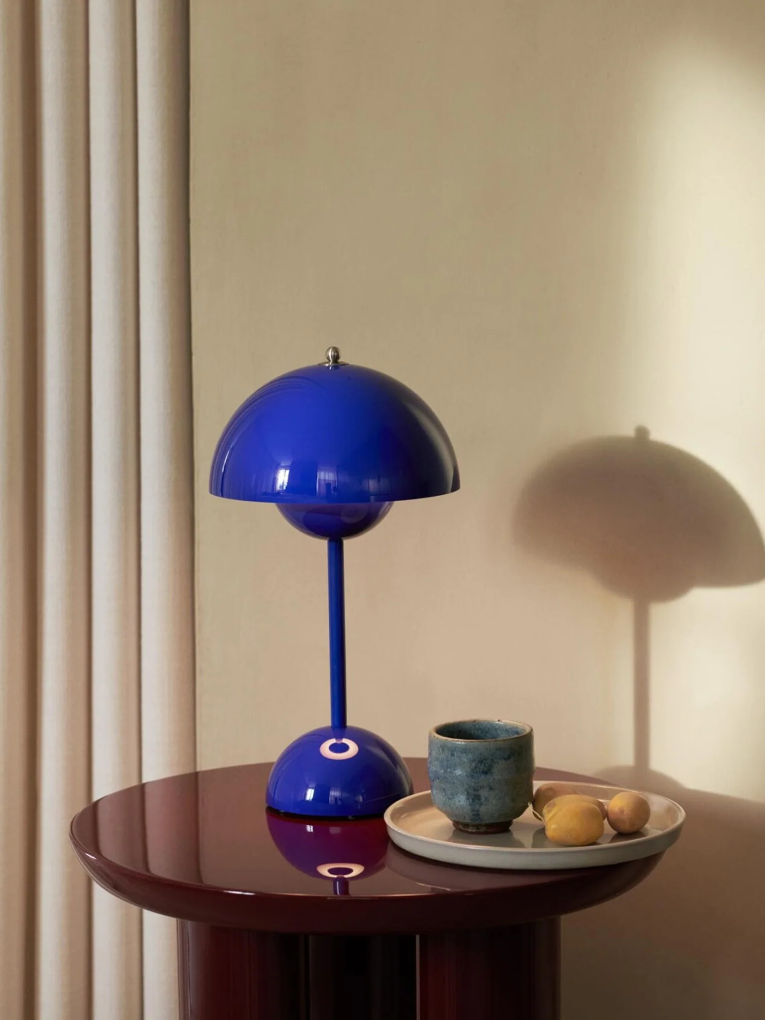 Flowerpot VP9 Portable Lamp - Cobolt Blue - Image 3