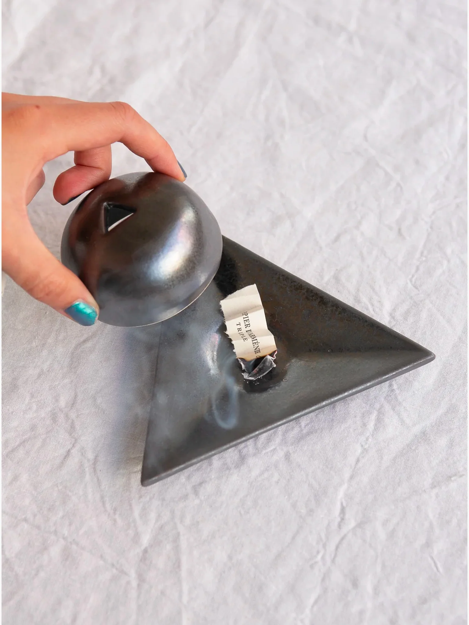 L'etoile d'Armenie Incense Burner - Metallic Grey - Image 3
