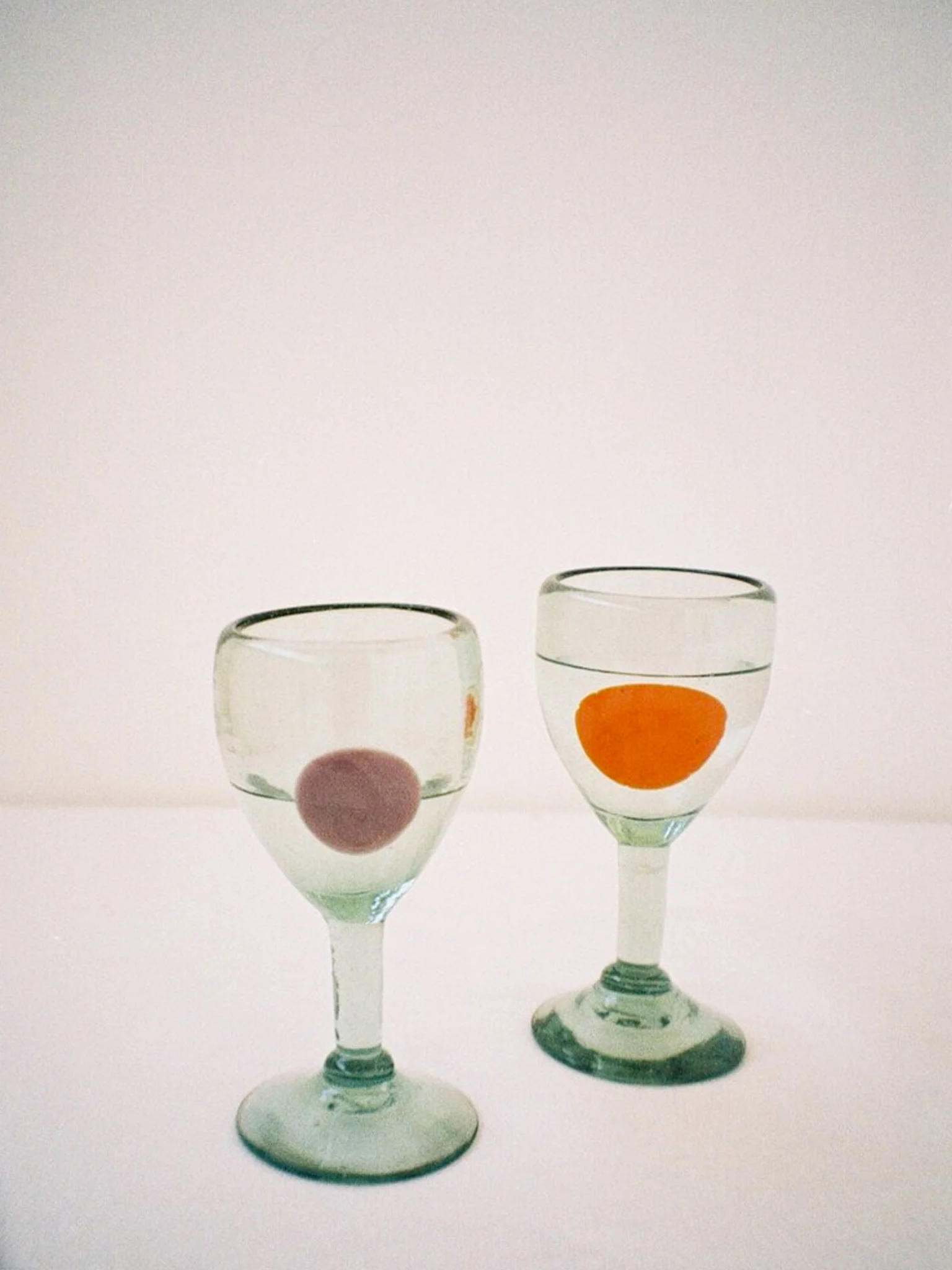 Lunares Wine Glass (350ml) - Yellow - Image 3