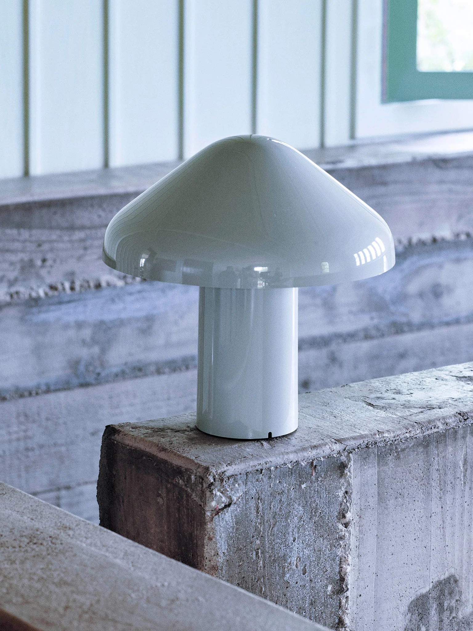 Pao Portable Lamp - Cream/White - Image 2