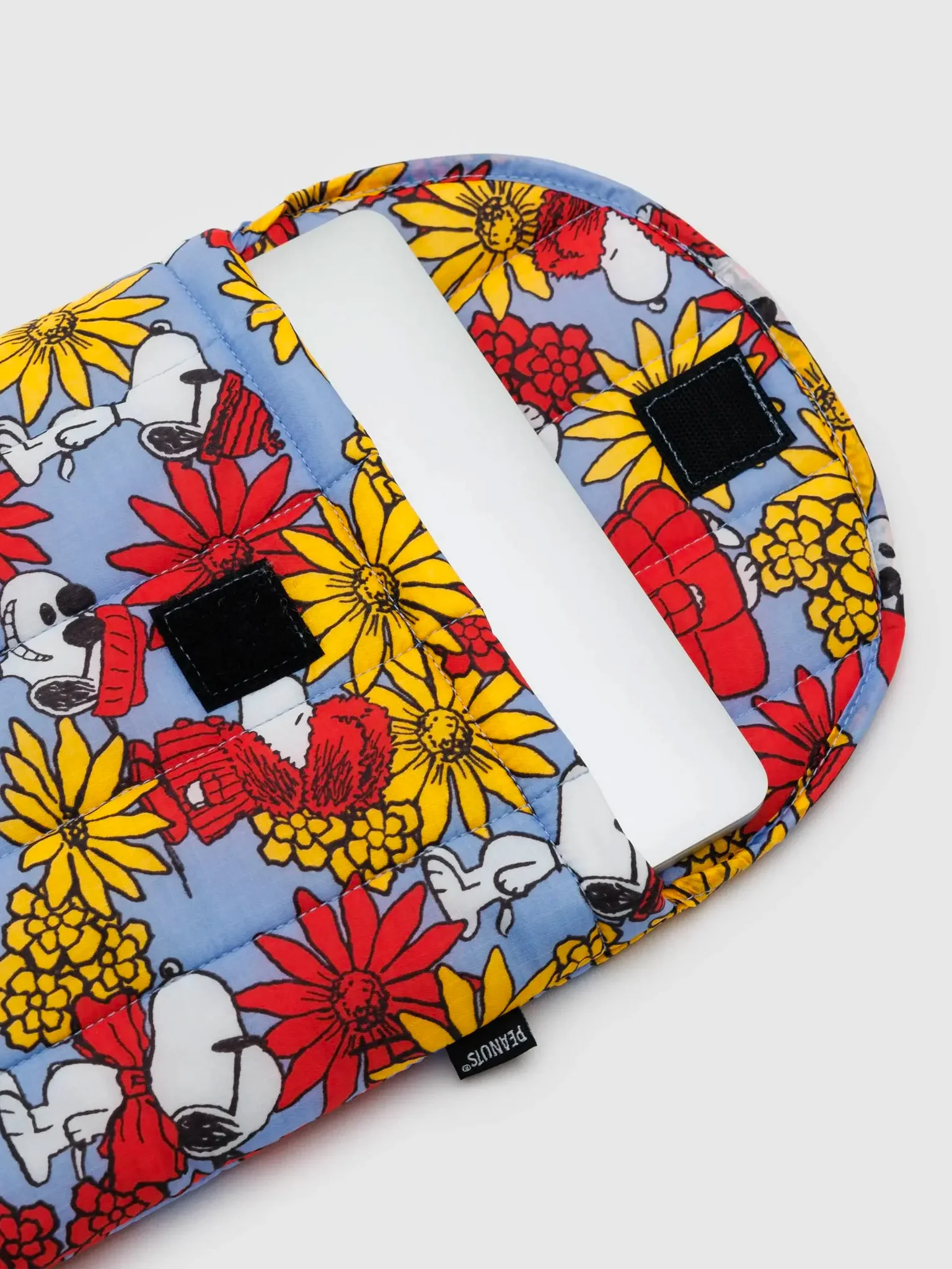 Peanuts x BAGGU Puffy Laptop Sleeve 13"/14" - Floral Snoopy - Image 2