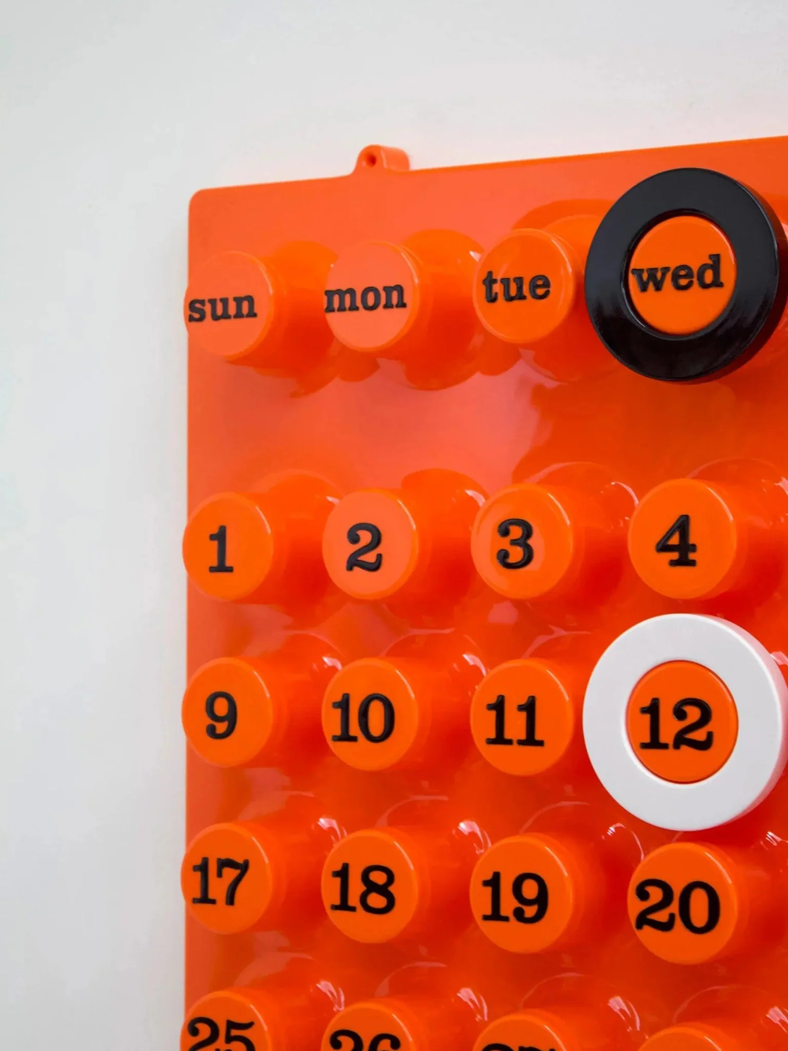 Ring A Date Calendar - Orange - Image 2